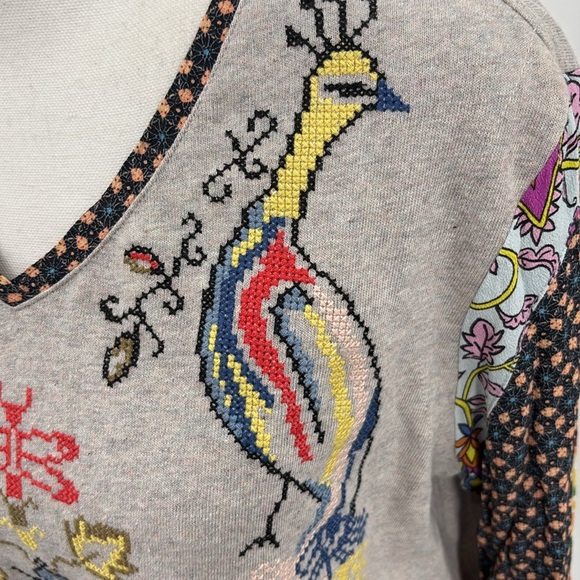 John Mark Peacock Cross Stitched V Neck Long Sleeve Blouse - Size Small - Picture 3 of 7
